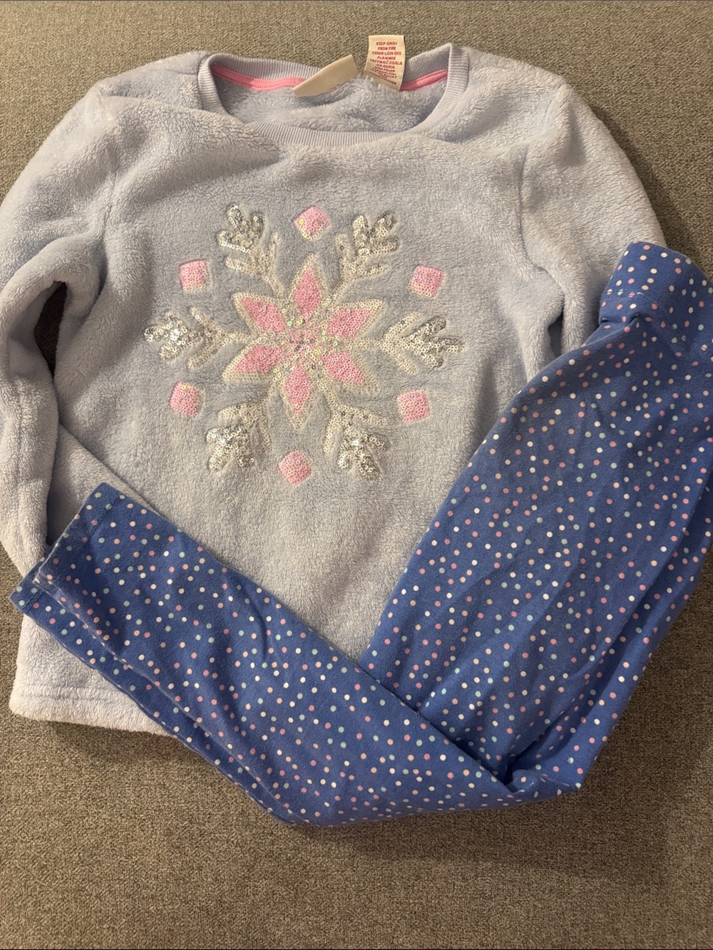 3/$15- Girls' Light Blue Snowflake Fleece Top and Blue Polka Dot Leggings Set